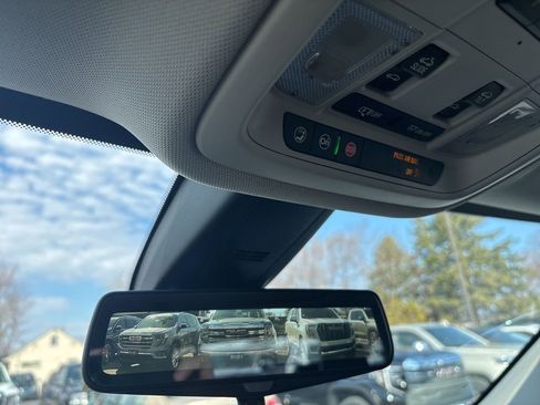 Used 2021 Chevrolet Traverse Premier w/ LPO, Floor Liner Package image 18