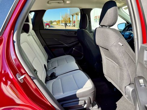Certified 2025 Ford Escape Active w/ Cold Weather Package image 17