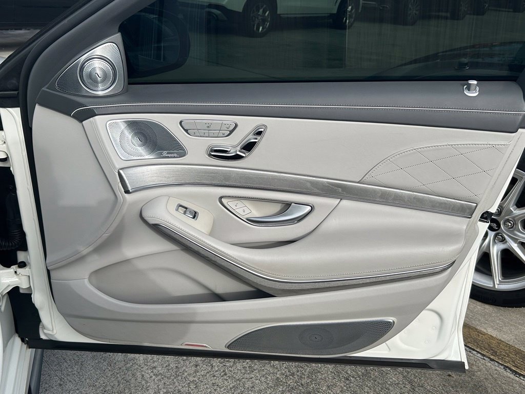 Used 2017 Mercedes-Benz S 63 AMG 4MATIC Sedan image 31