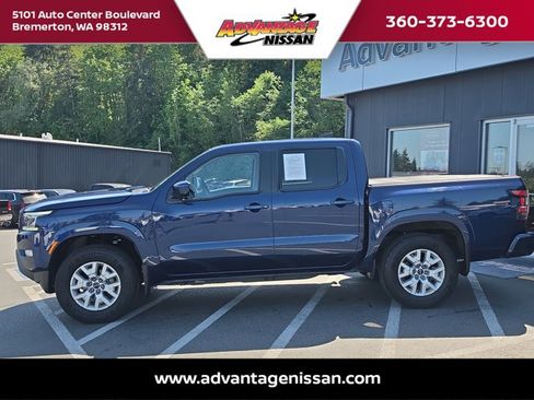 Used 2023 Nissan Frontier SV w/ SV Premium Package AWD/4WD image 2
