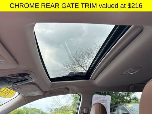 Used 2023 Subaru Outback Touring XT image 3