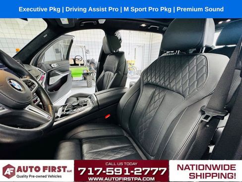 Used 2023 BMW X7 M60i w/ Executive Package image 9