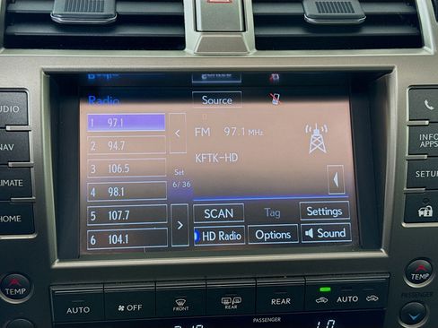 Used 2014 Lexus GX 460 460 w/ Premium Package image 15