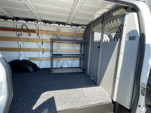 Used 2019 GMC Savana 2500 w/ Driver Convenience Package RWD image 15