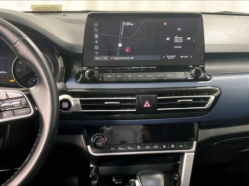 Used 2023 Kia Seltos S w/ Navigation Package image 18