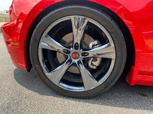 Used 2014 Ford Mustang GT Premium w/ Electronics Package RWD image 10