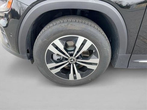 Certified 2025 Mercedes-Benz GLB 250 4MATIC image 22