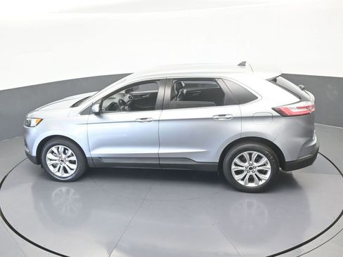 Used 2022 Ford Edge Titanium image 52