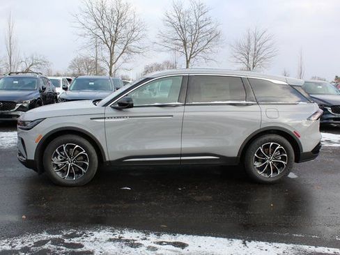 New 2026 Lincoln Nautilus Premier w/ Equipment Group 102A image 6