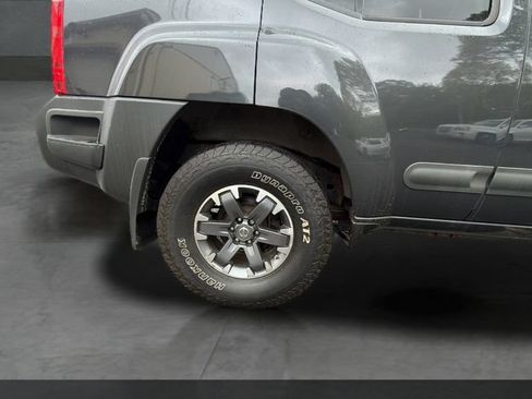 Used 2015 Nissan Xterra PRO-4X AWD/4WD image 30