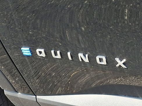 New 2026 Chevrolet Equinox EV LT FWD image 11
