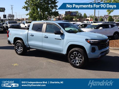 Used 2025 Chevrolet Colorado Z71 AWD/4WD image 1