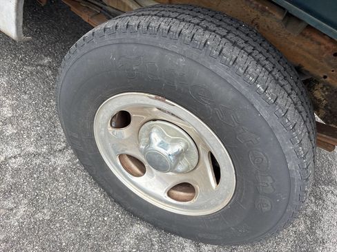 Used 2000 Ford F150 XLT image 11