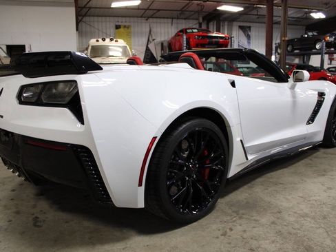 Used 2016 Chevrolet Corvette Z06 w/ 3LZ Preferred Equipment Group RWD image 22