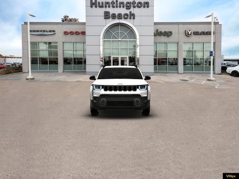 New 2026 Jeep Cherokee Limited image 12