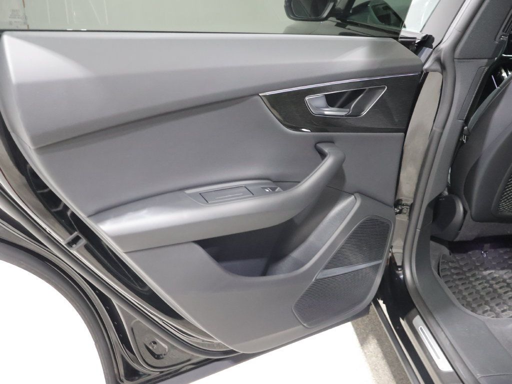 Used 2021 Audi Q8 Premium Plus AWD/4WD image 19