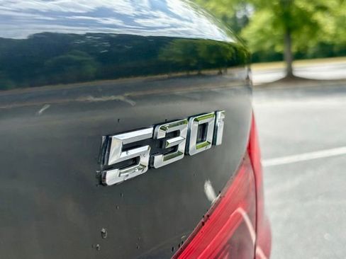 Used 2018 BMW 530i RWD image 16
