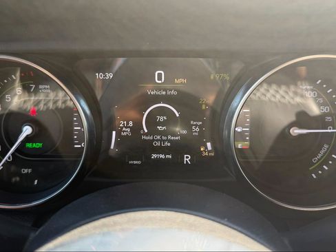 Used 2022 Jeep Wrangler Sahara w/ Cold Weather Group image 19