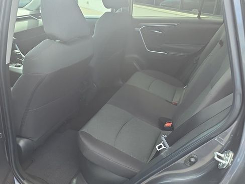Used 2023 Toyota RAV4 XLE AWD/4WD image 16