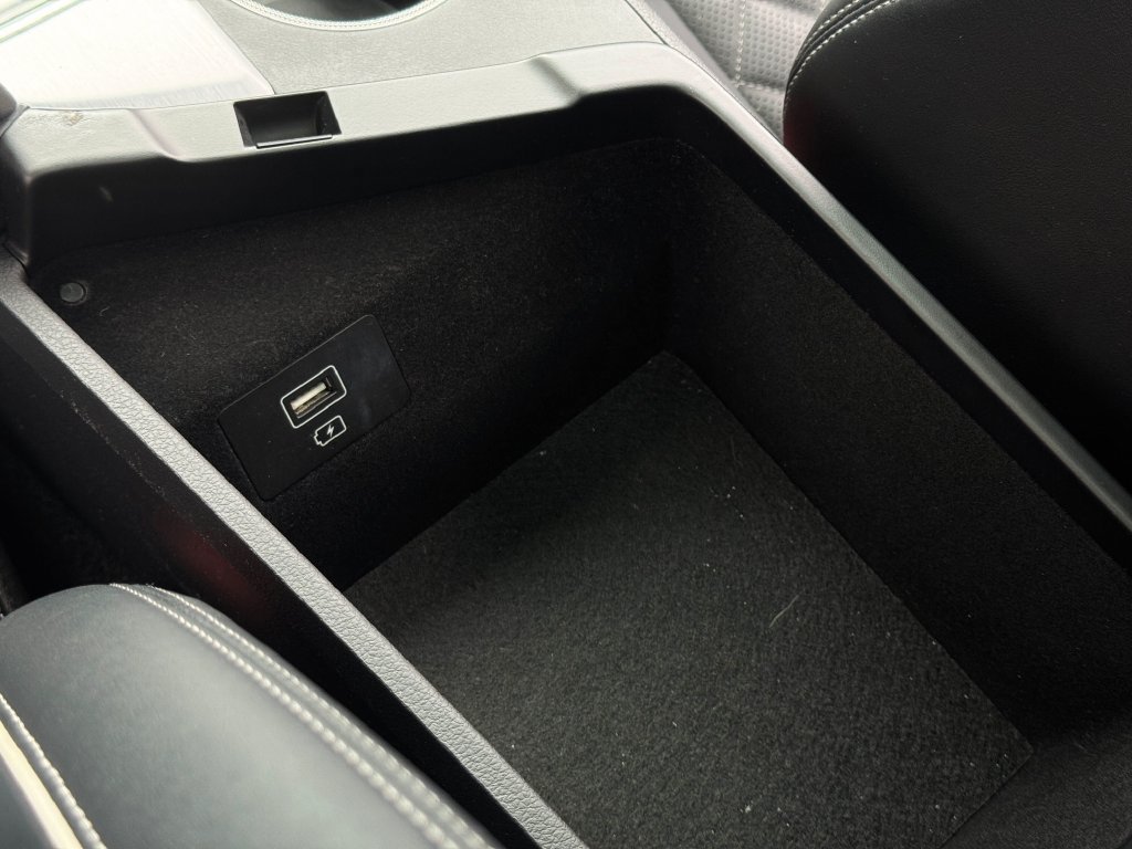 Used 2019 Genesis G70 2.0T Advanced w/ Sport Package AWD/4WD image 23