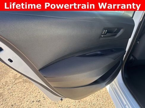 Used 2024 Toyota Corolla LE image 19