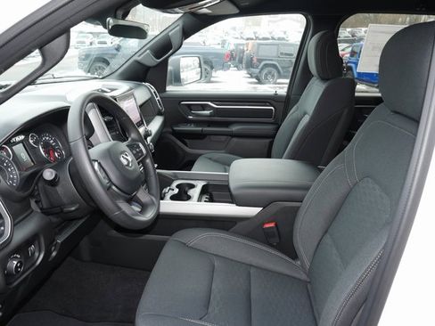 New 2026 RAM 1500 4x4 Crew Cab image 2