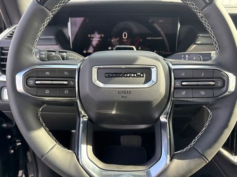 New 2026 GMC Acadia Denali w/ Super Cruise Package AWD/4WD image 22