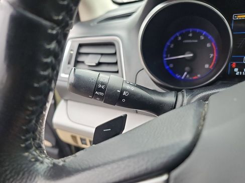 Used 2017 Subaru Outback 2.5i Premium image 29