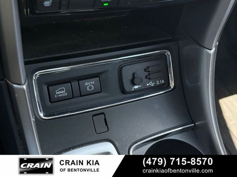 Used 2020 Subaru Ascent Limited w/ Technology Package AWD/4WD image 17