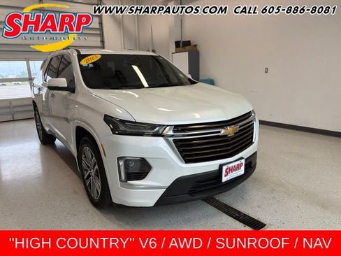 Used 2023 Chevrolet Traverse High Country AWD/4WD image 1