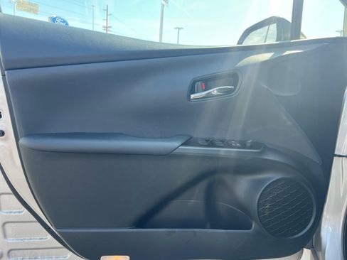 Used 2021 Toyota Prius Prime LE FWD image 10