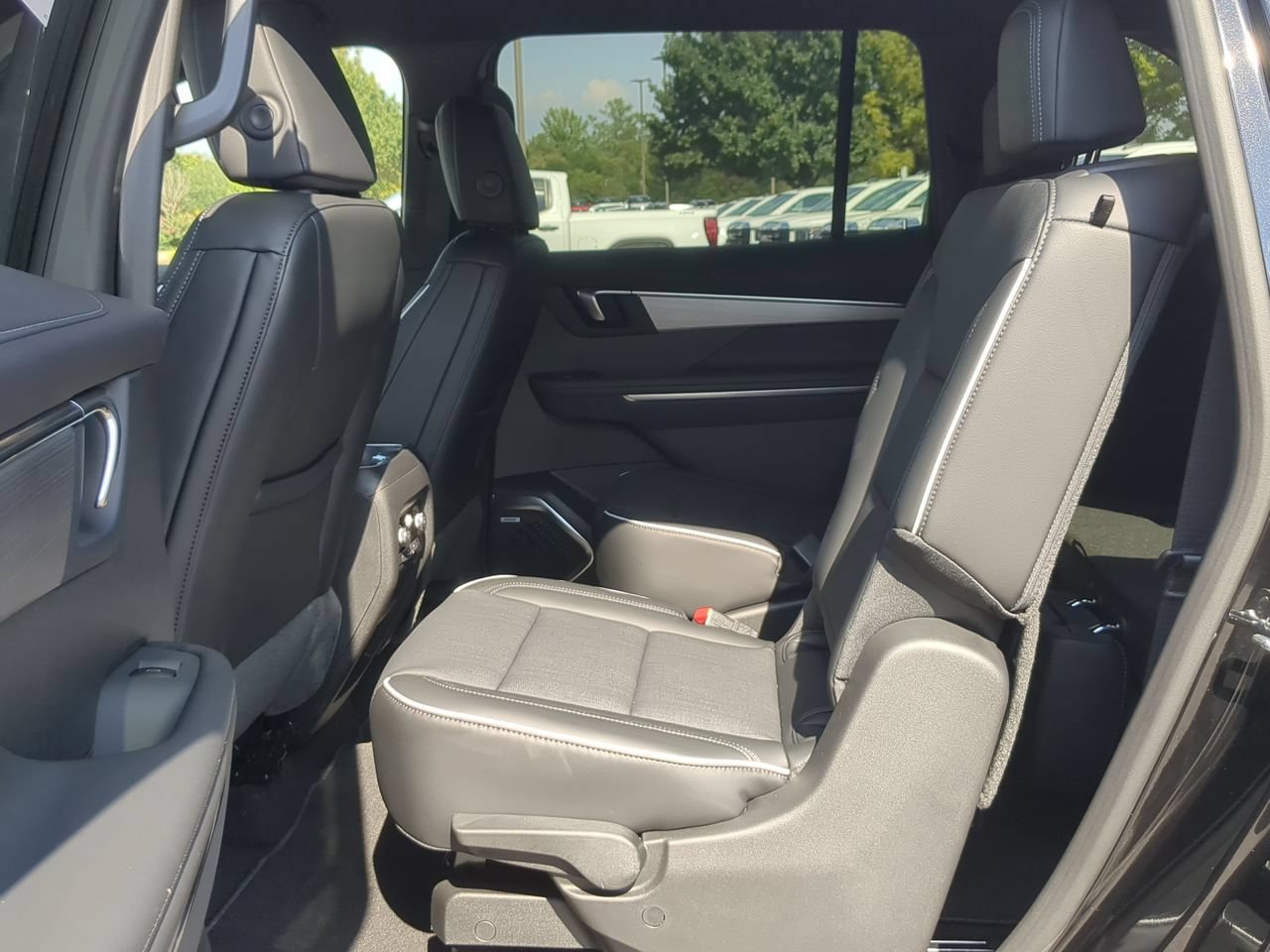 Used 2026 Buick Enclave Preferred FWD image 25