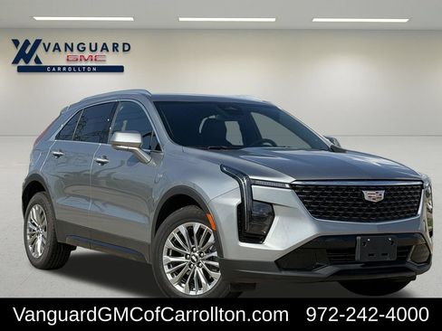 Used 2025 Cadillac XT4 Premium Luxury FWD image 1
