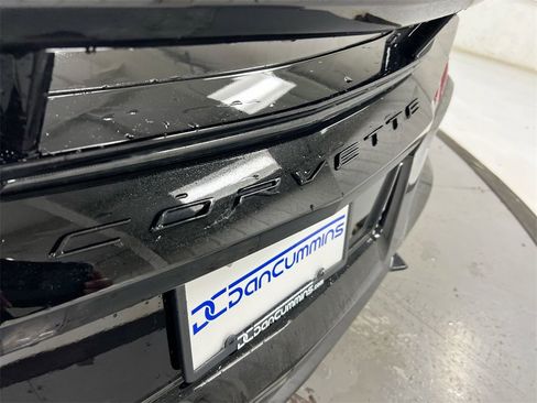 Used 2025 Chevrolet Corvette Stingray Coupe w/ Z51 Performance Package image 25