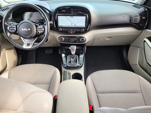 Used 2023 Kia Soul EX image 14