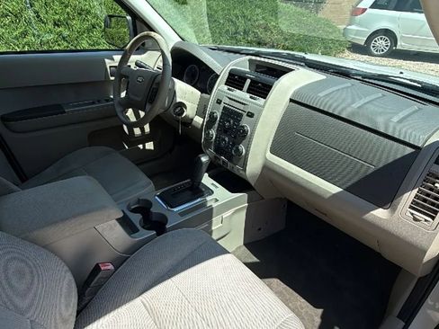 Used 2012 Ford Escape XLT image 25