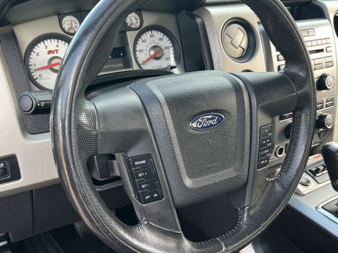Used 2010 Ford F150 Raptor image 20
