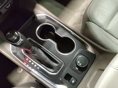 Used 2019 Chevrolet Traverse LT w/ LT Premium Package image 26