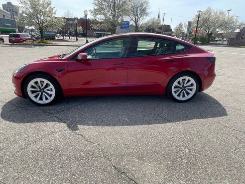 Used 2021 Tesla Model 3 Standard Range Plus image 34