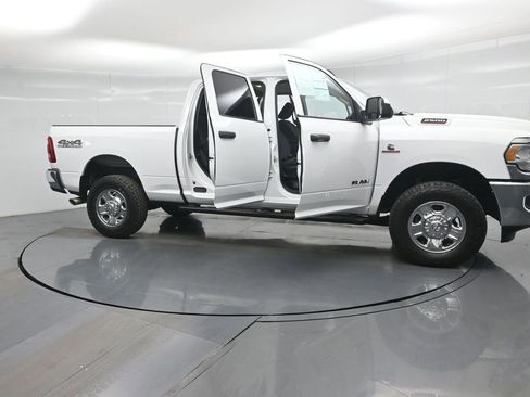 Used 2020 RAM 2500 Tradesman image 33