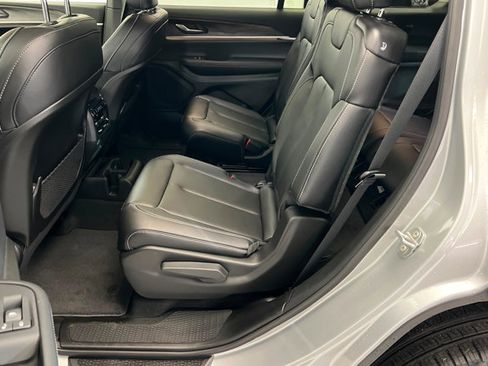 New 2025 Jeep Grand Cherokee L Limited w/ Trailer Tow Package image 21