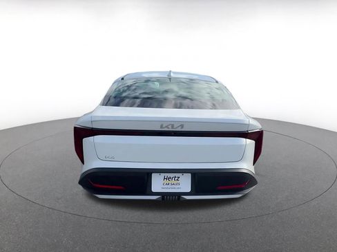 Used 2025 Kia K4 LXS image 12