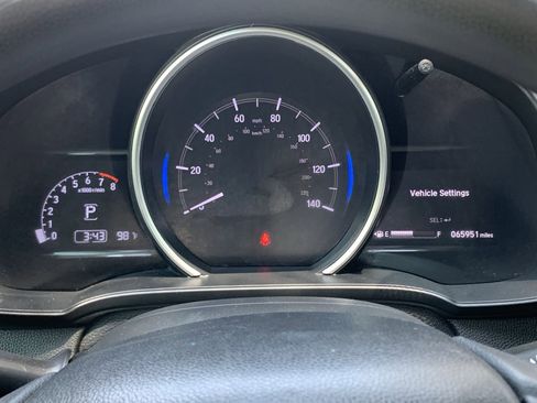 Used 2018 Honda Fit EX image 21