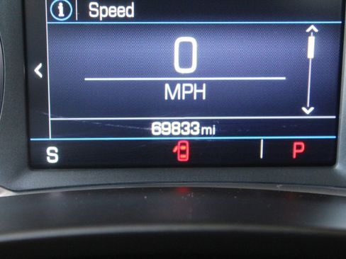 Used 2022 GMC Terrain SLE FWD image 35