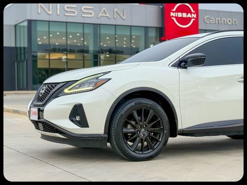 Used 2023 Nissan Murano SV w/ SV Midnight Edition Package FWD image 2