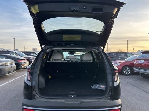 Used 2025 Hyundai Tucson SEL image 25