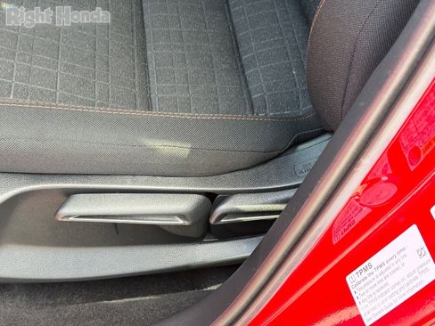 Certified 2026 Honda HR-V Sport image 18