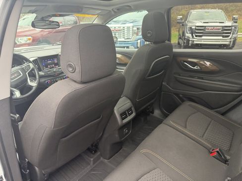 Used 2020 GMC Terrain SLE w/ Driver Convenience Package image 15