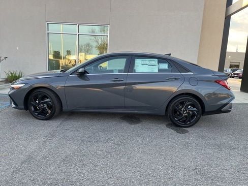 New 2026 Hyundai Elantra SEL Sport Premium image 6