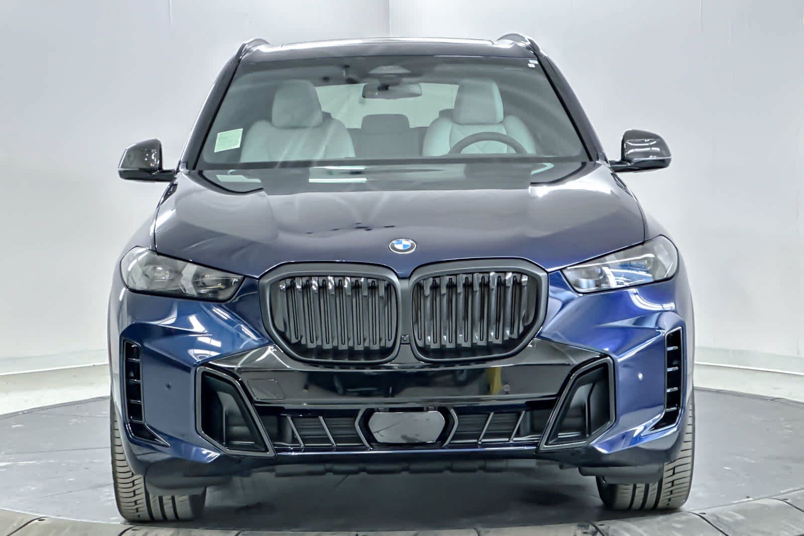 Used 2026 BMW X5 xDrive40i w/ M Sport Package AWD/4WD image 10